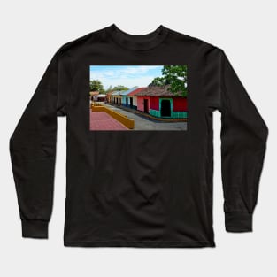 Nicaragua - Rue de Leon Long Sleeve T-Shirt